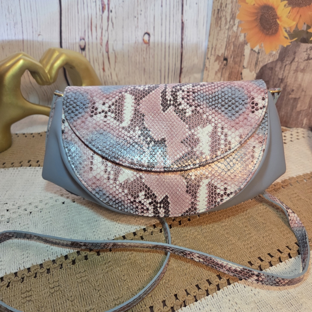 Oliveve Snake-Print Crossbody Bag with Pink and Gray Sides EUC